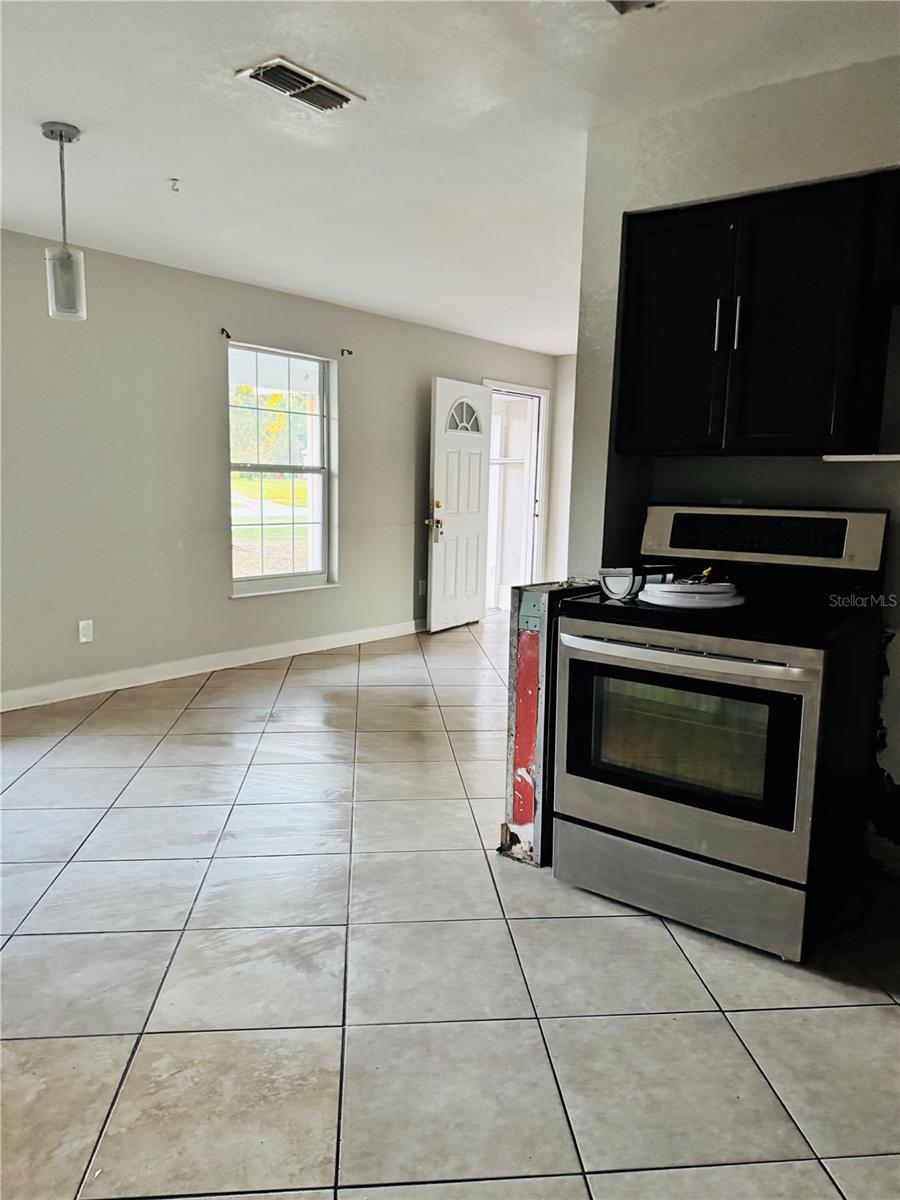 DELTONA LAKES UN 30 - Residential