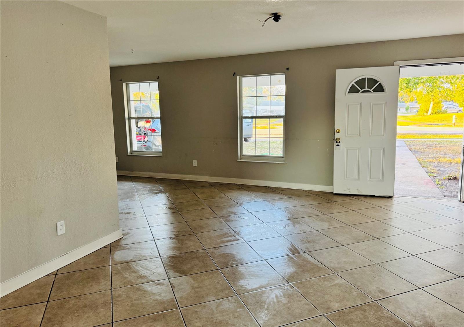 DELTONA LAKES UN 30 - Residential