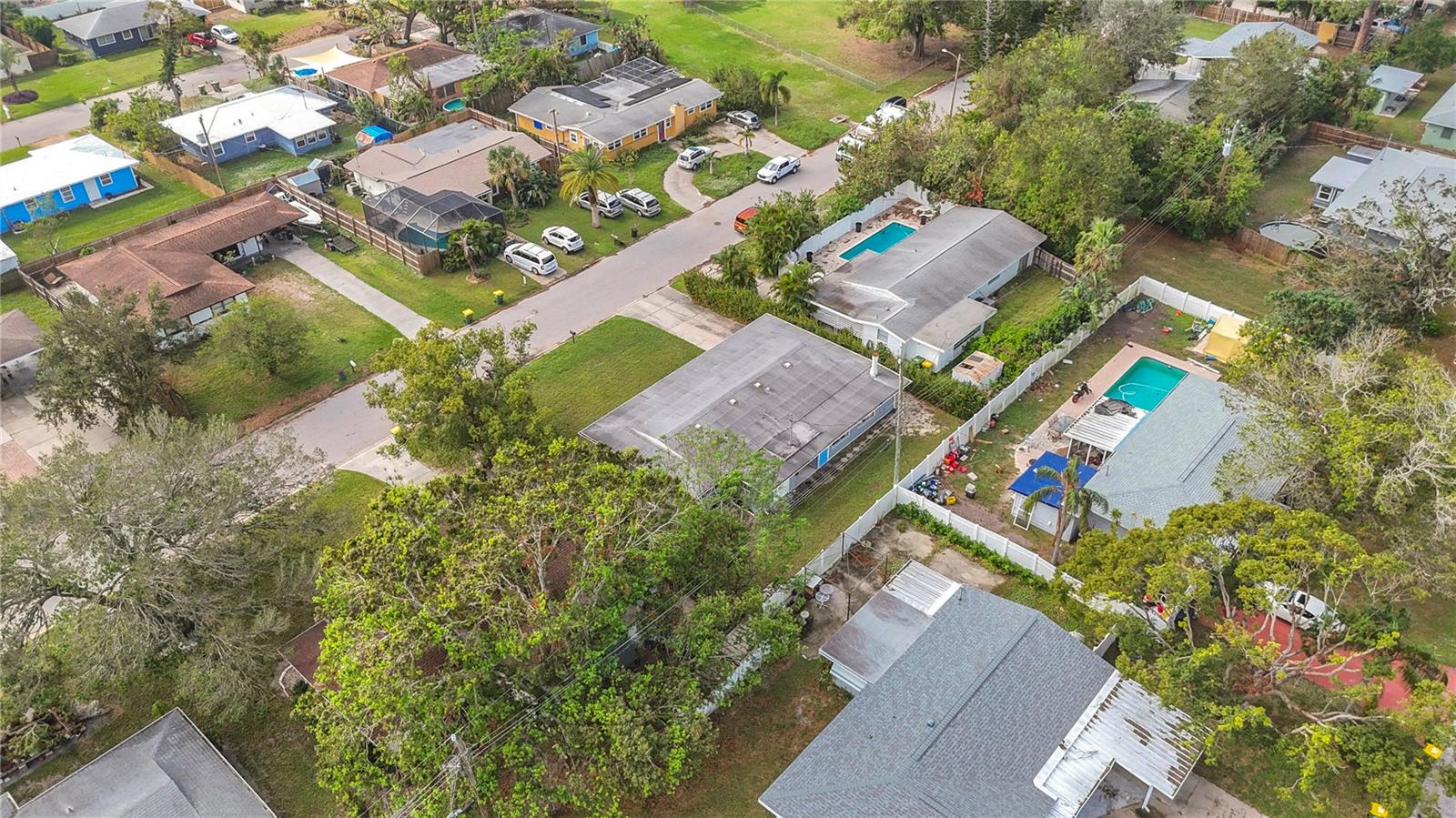 PATRICIA MANOR - Residential