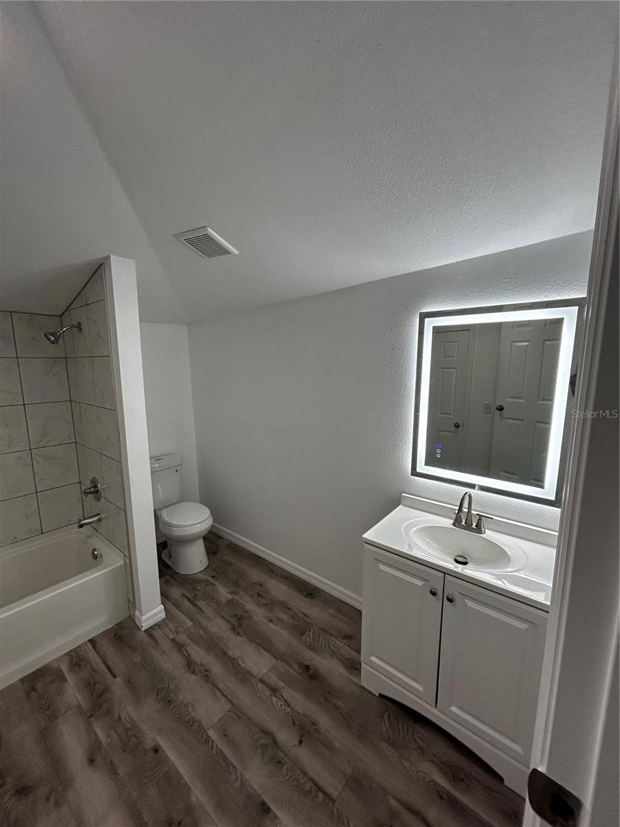 CLARKES 1ST ADD TO ALACHUA - Residential