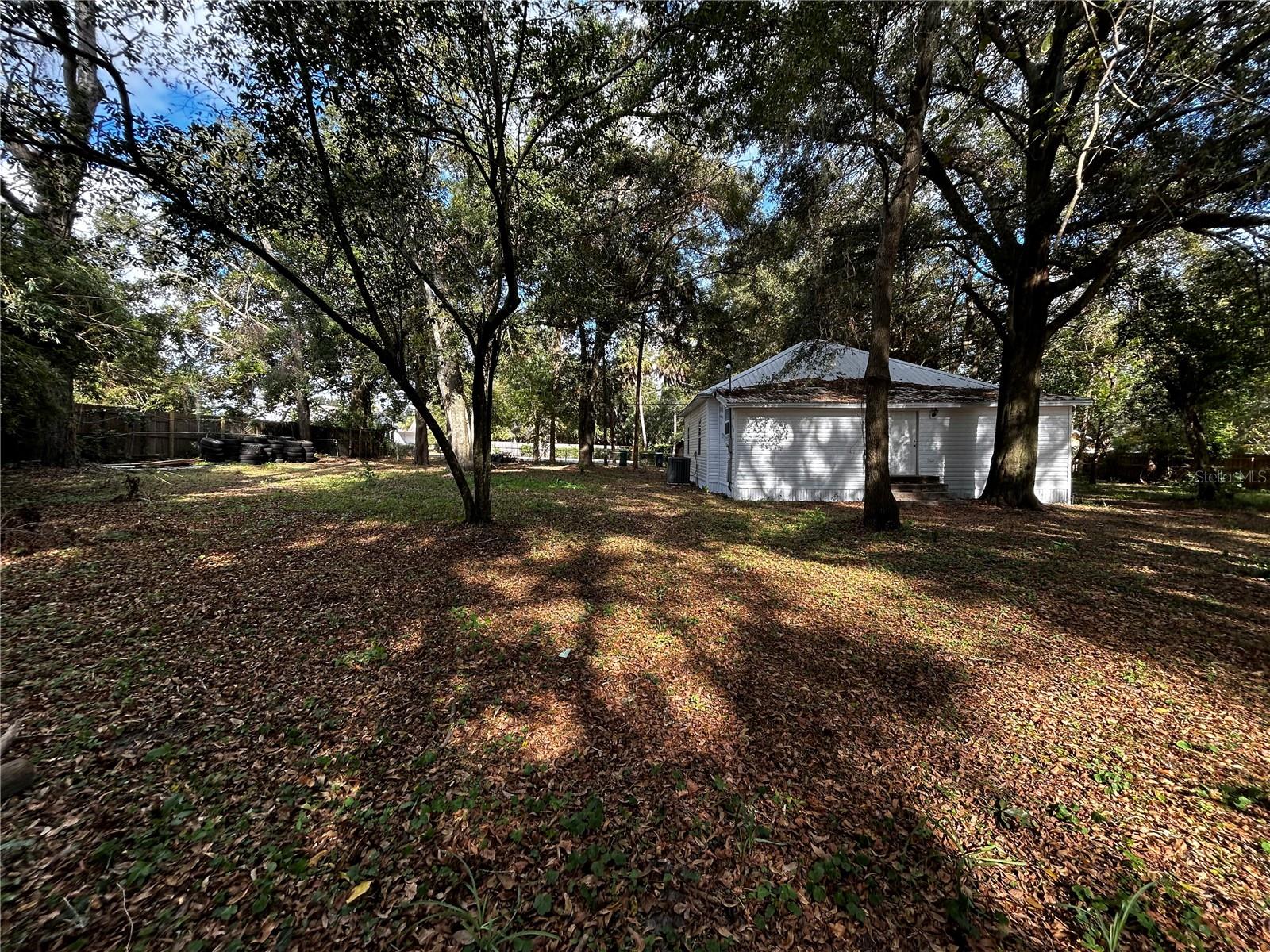 CLARKES 1ST ADD TO ALACHUA - Residential