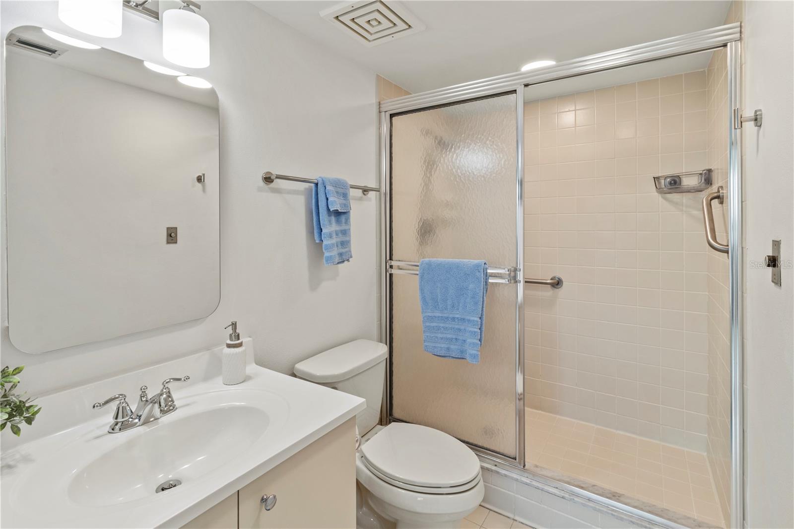 BAYPORT BCH & TEN PH D - Residential Lease