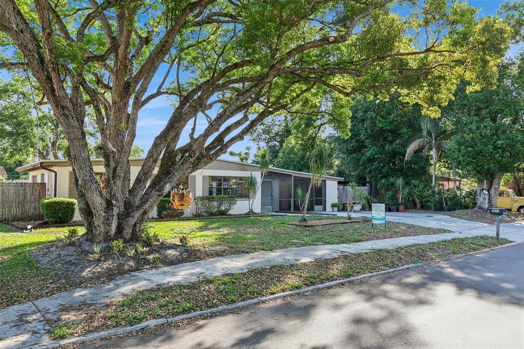 Photo of 5873 Camellia Drive, Orlando, FL 32807 (MLS # S5148487)