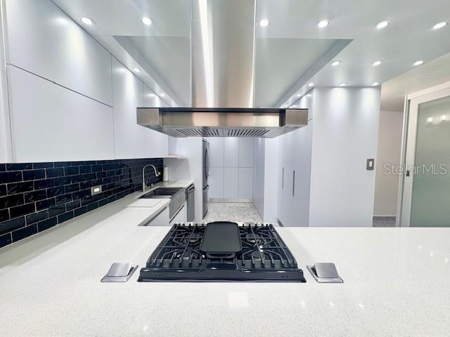 URB. MIRADERO - Residential