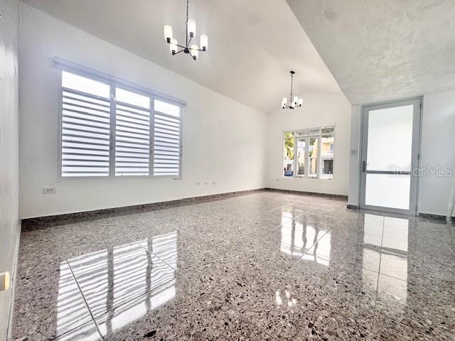 URB. MIRADERO - Residential