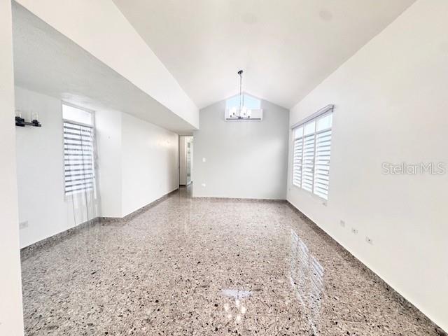 URB. MIRADERO - Residential