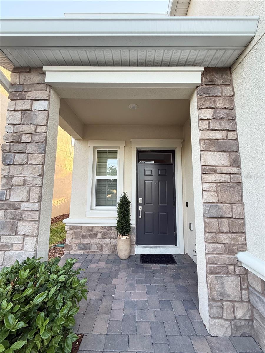 1048 DOWNSWING PLACE