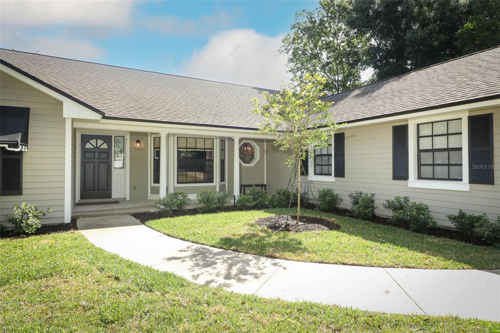 7703 PINE VISTA COURT