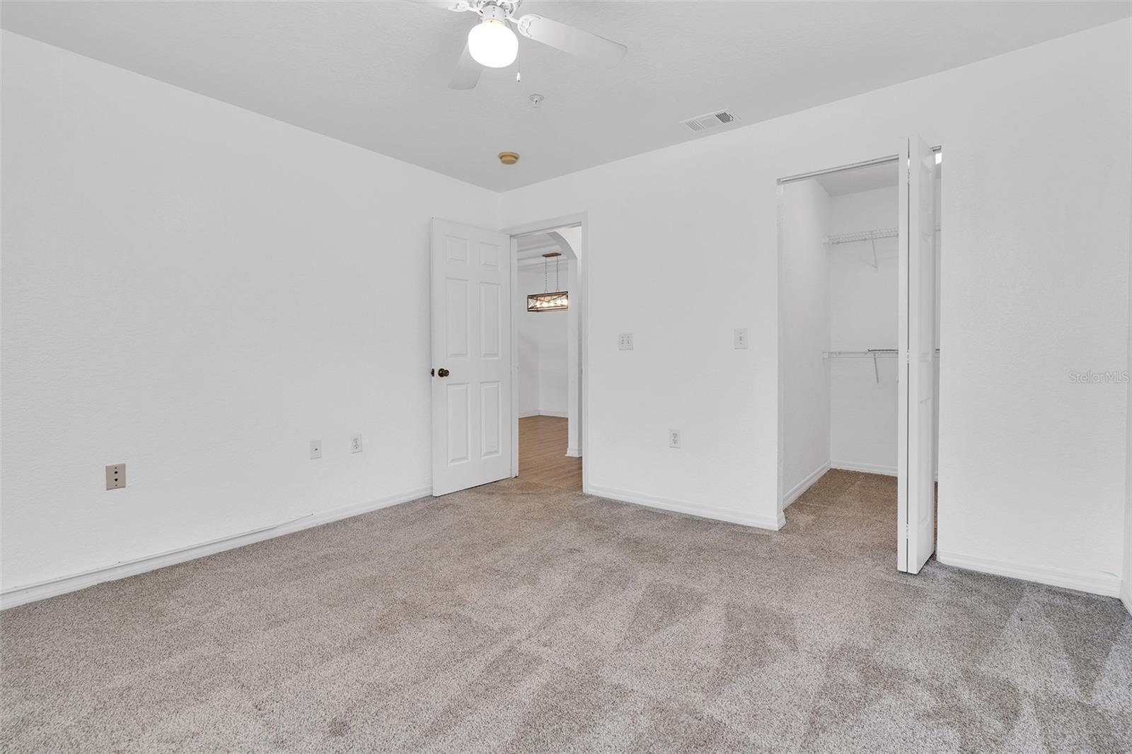 THE VILLAGE AT TOWNPARK OR2057/3888 - Residential Lease