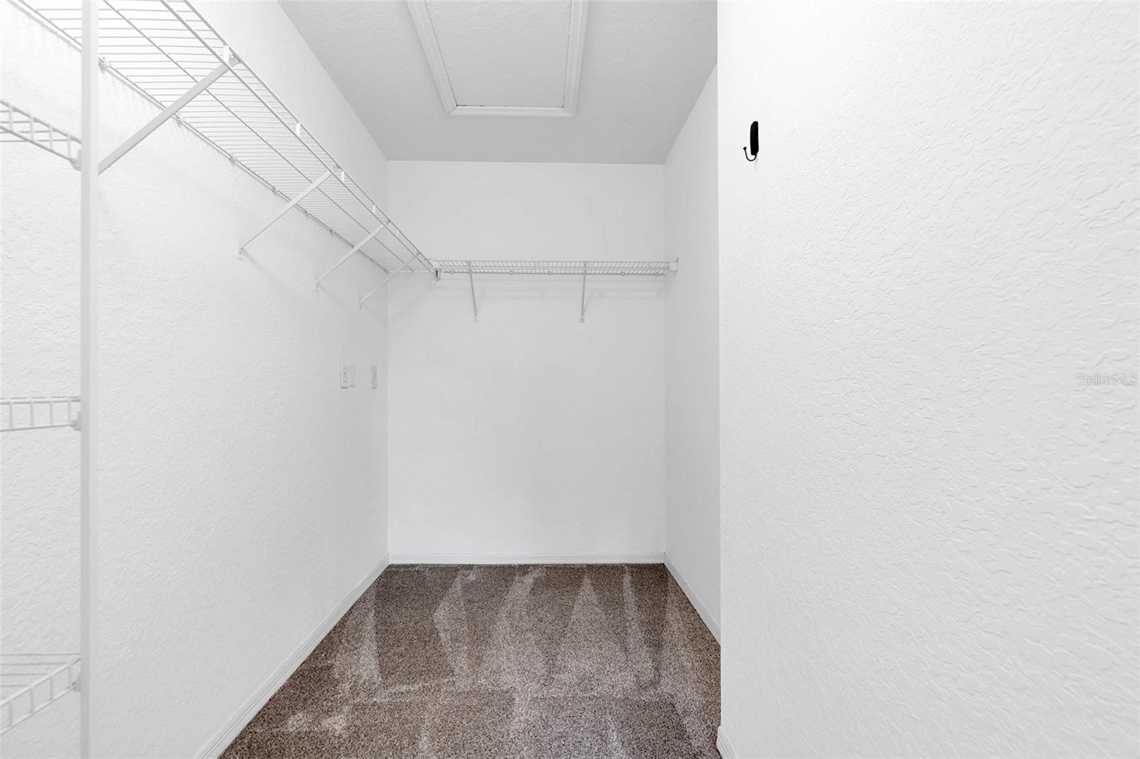 THE VILLAGE AT TOWNPARK OR2057/3888 - Residential Lease