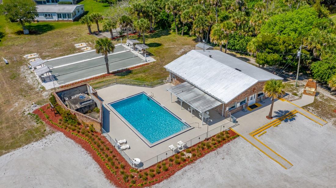 4348 DOLPHIN WAY
