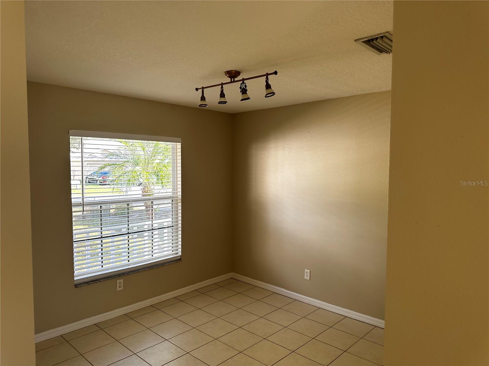 KINGSFIELD PH IV - Residential Lease