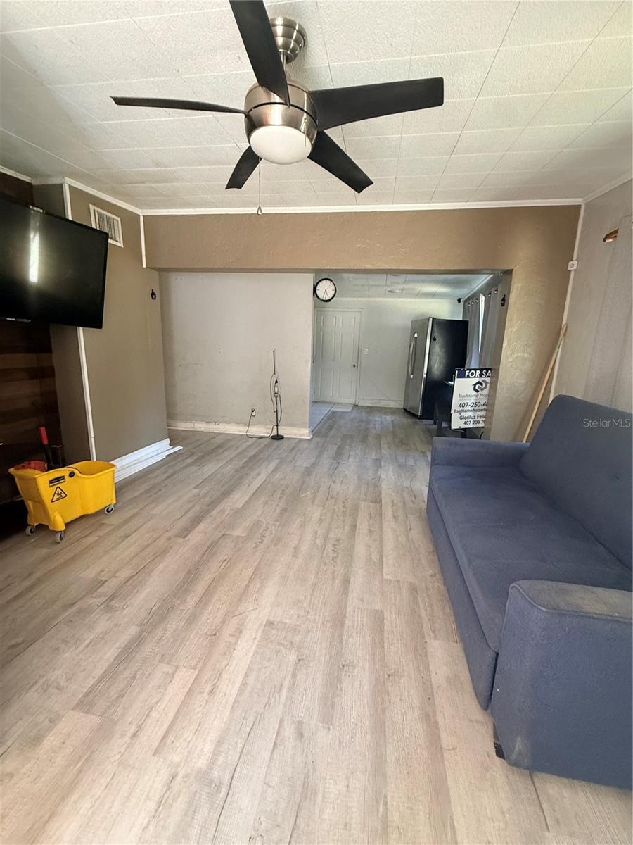 CRYSTAL PARK - Residential