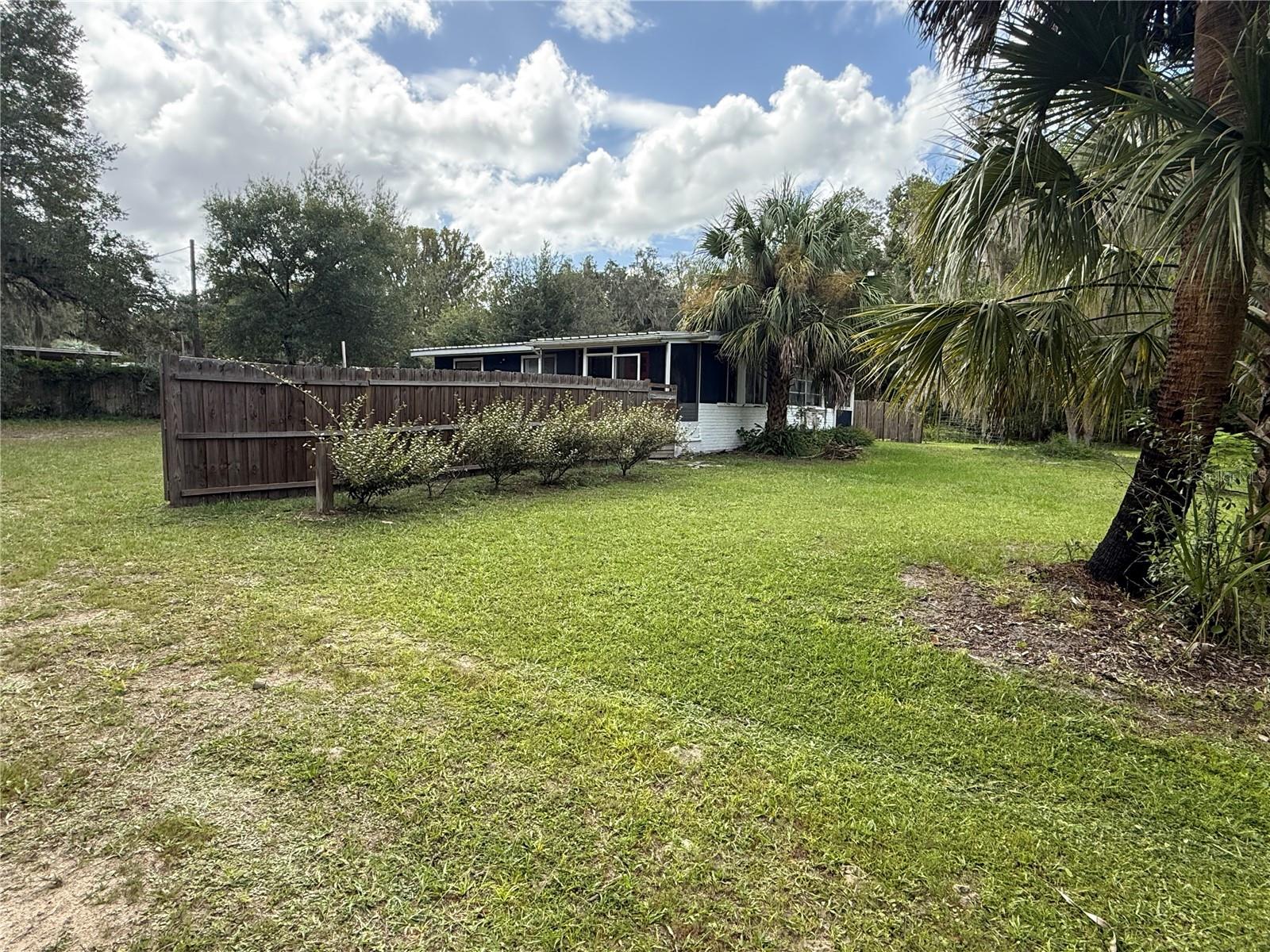 CRYSTAL PARK - Residential