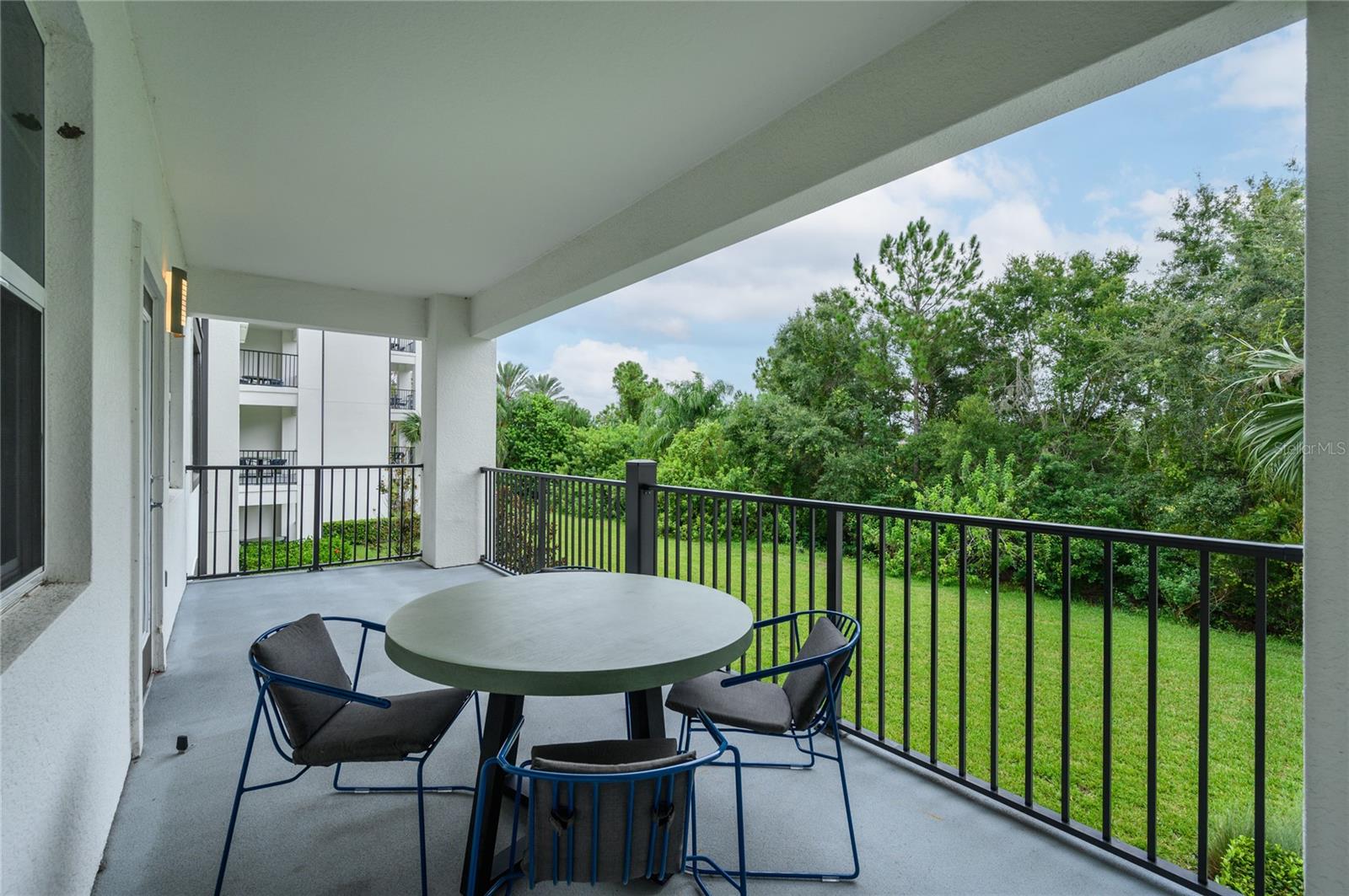 4000 BREAKVIEW DRIVE C207