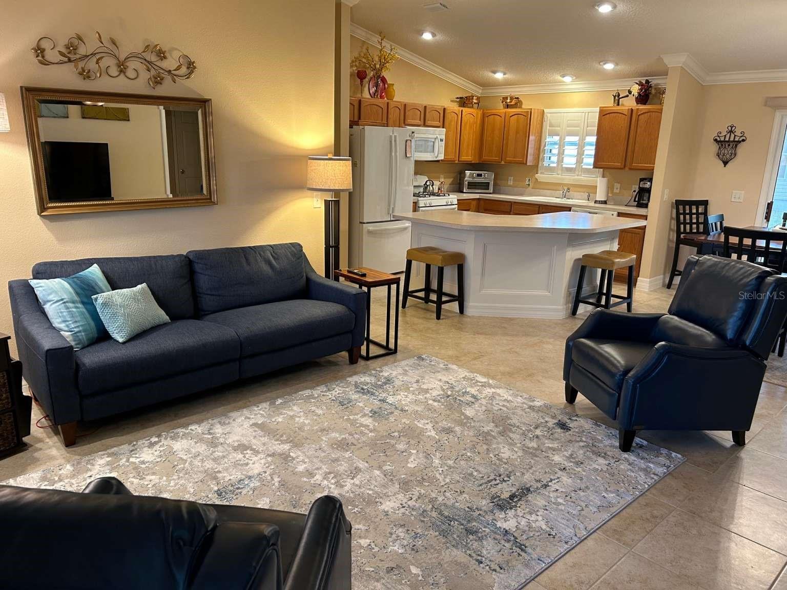 310 KNOLL PLACE