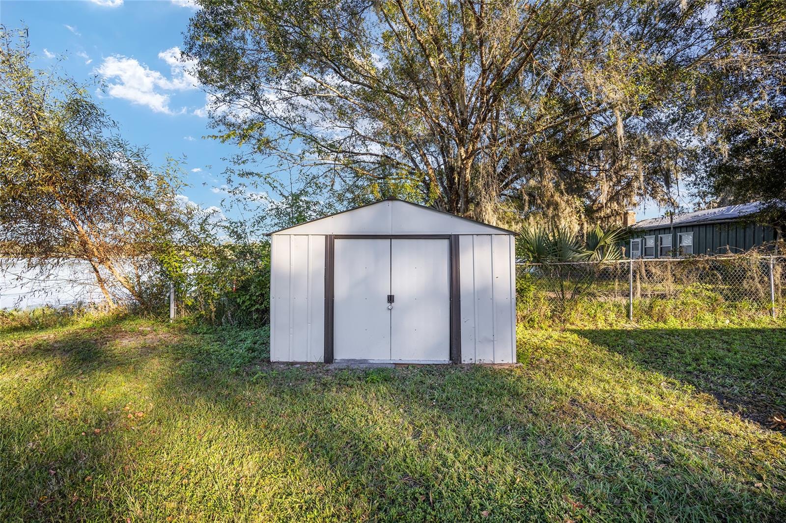 PEGRAM LAKE - Residential