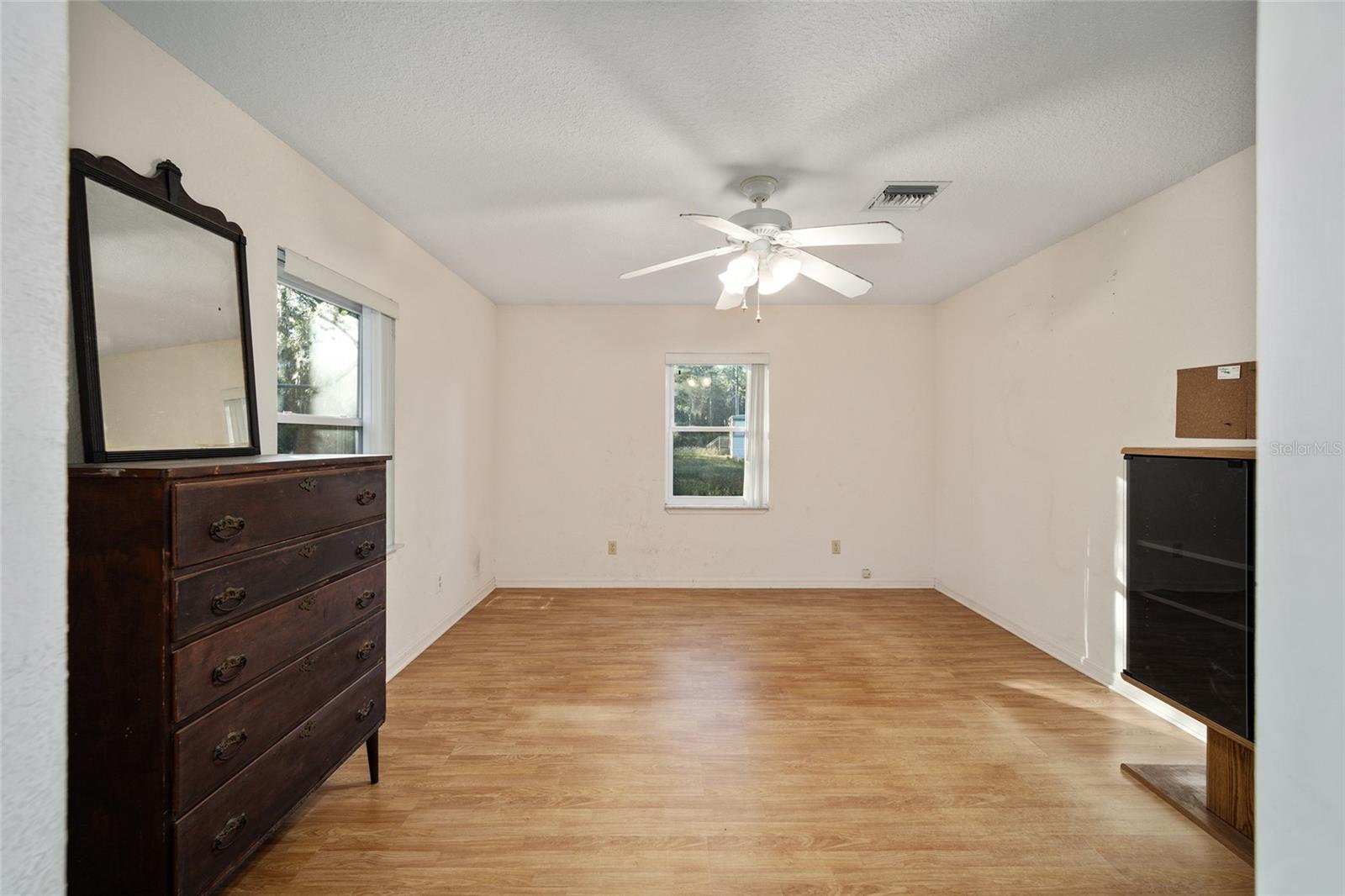 PEGRAM LAKE - Residential