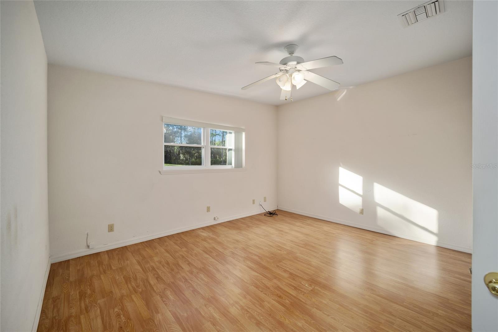 PEGRAM LAKE - Residential