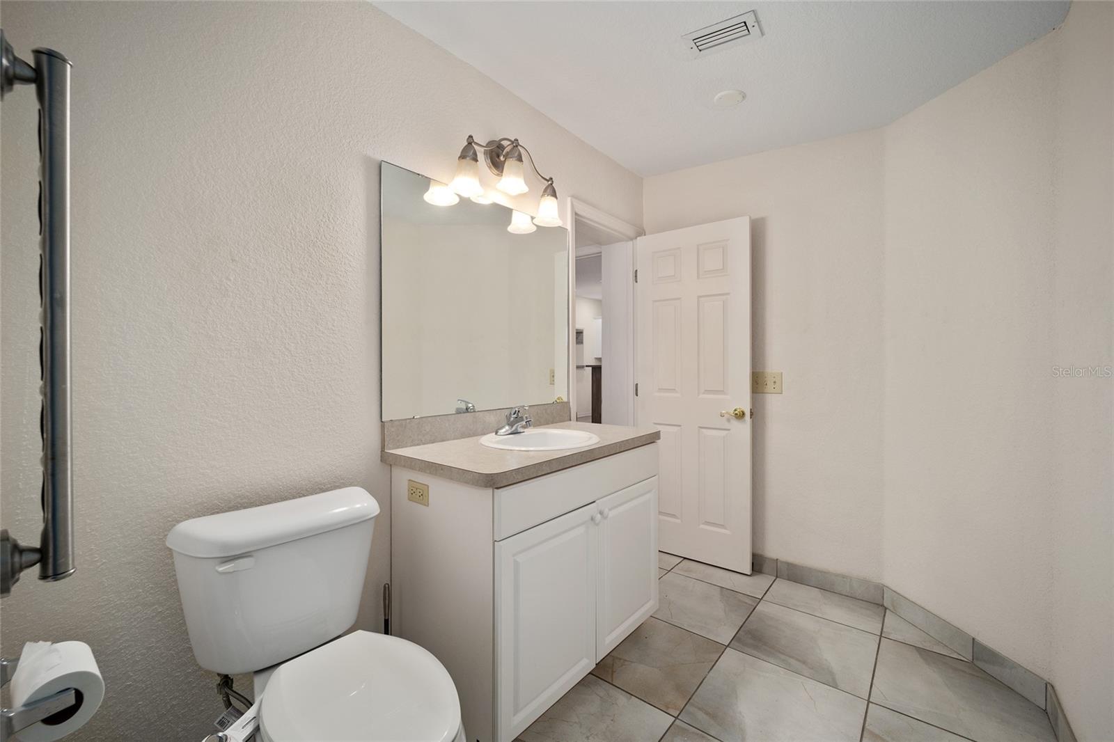 PEGRAM LAKE - Residential