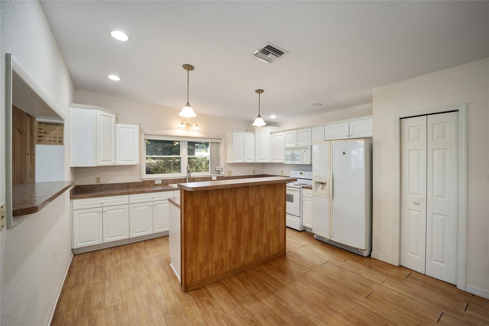 PEGRAM LAKE - Residential