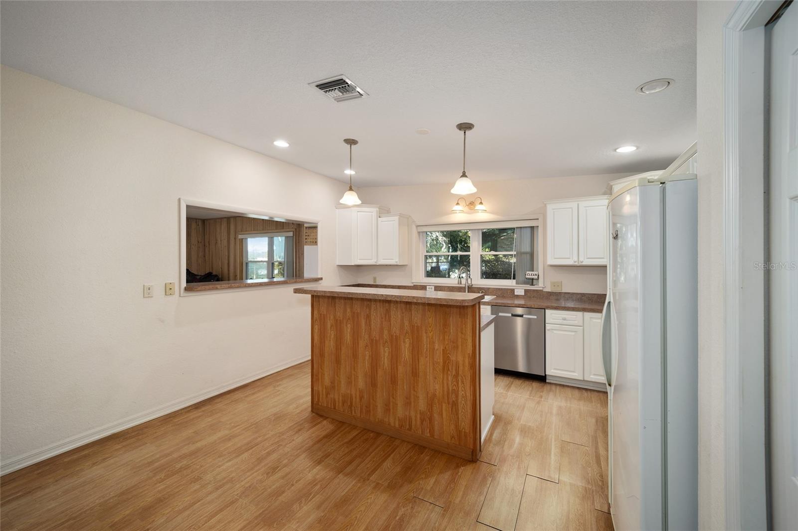 PEGRAM LAKE - Residential