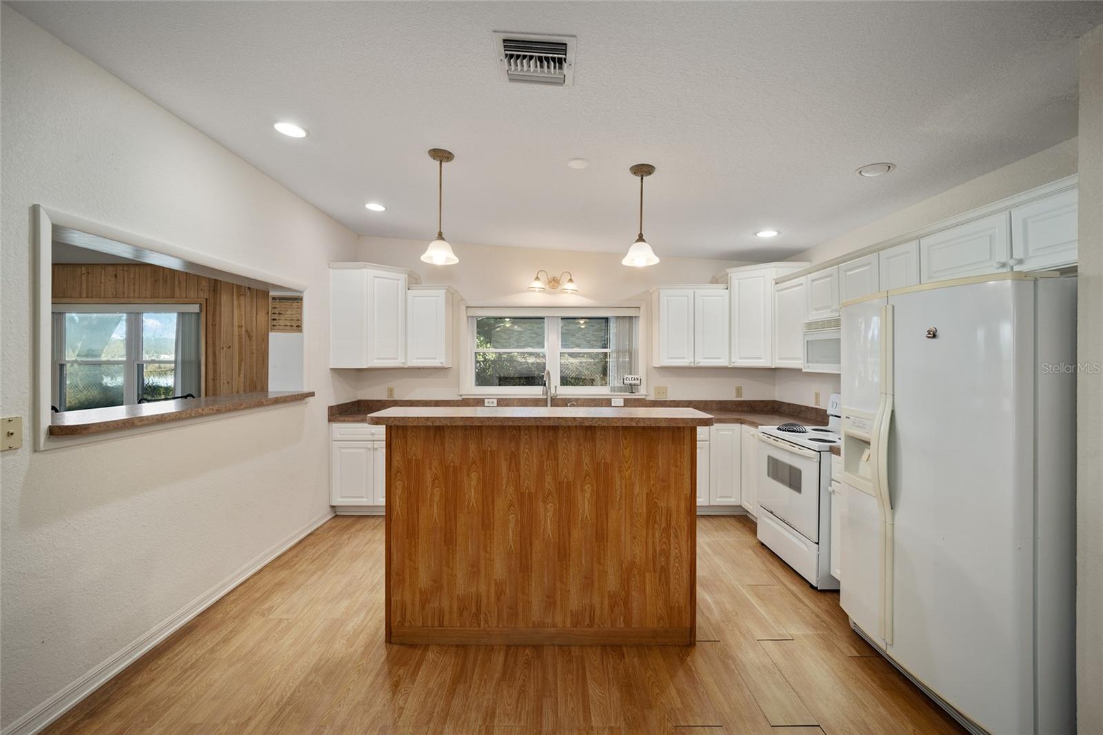 PEGRAM LAKE - Residential