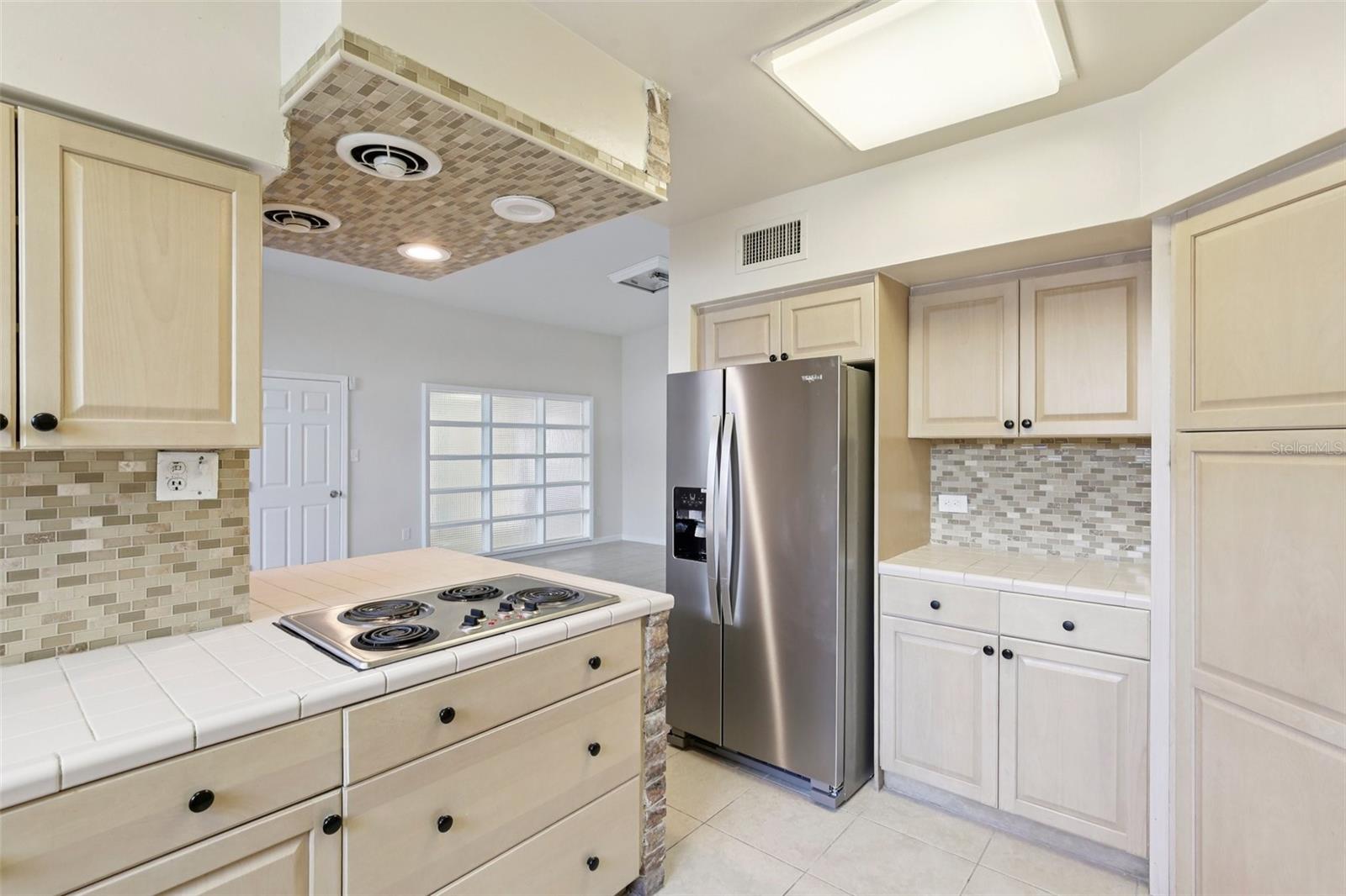 BELLEAIR BEACH YACHT CLUB ESTATES - Residential