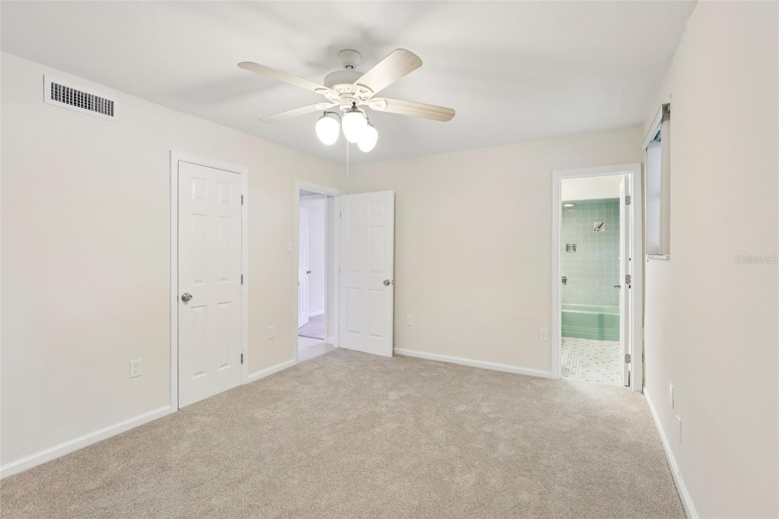 BELLEAIR BEACH YACHT CLUB ESTATES - Residential