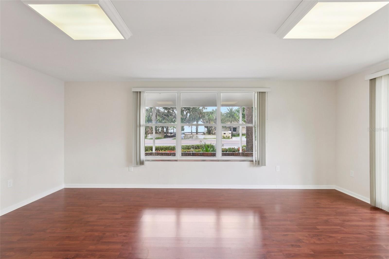 BELLEAIR BEACH YACHT CLUB ESTATES - Residential