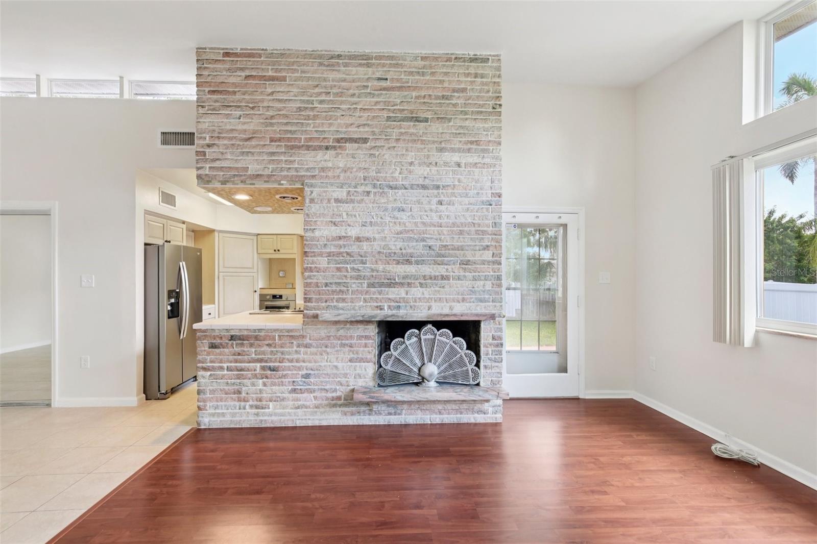 BELLEAIR BEACH YACHT CLUB ESTATES - Residential