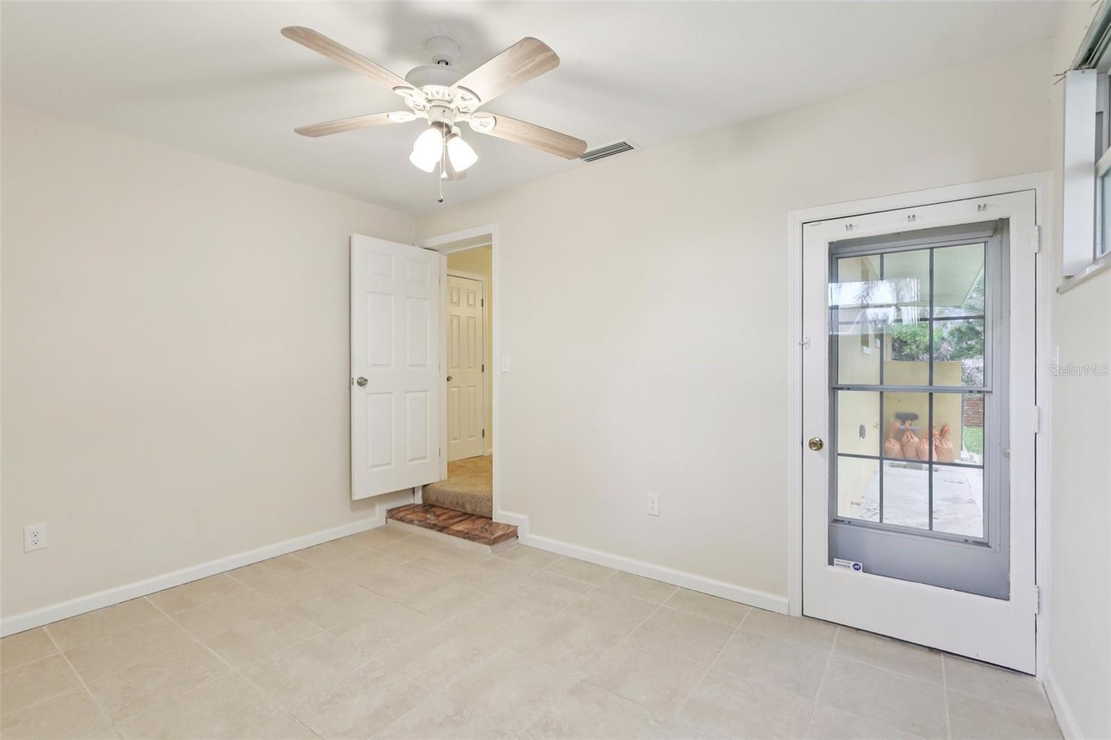 BELLEAIR BEACH YACHT CLUB ESTATES - Residential