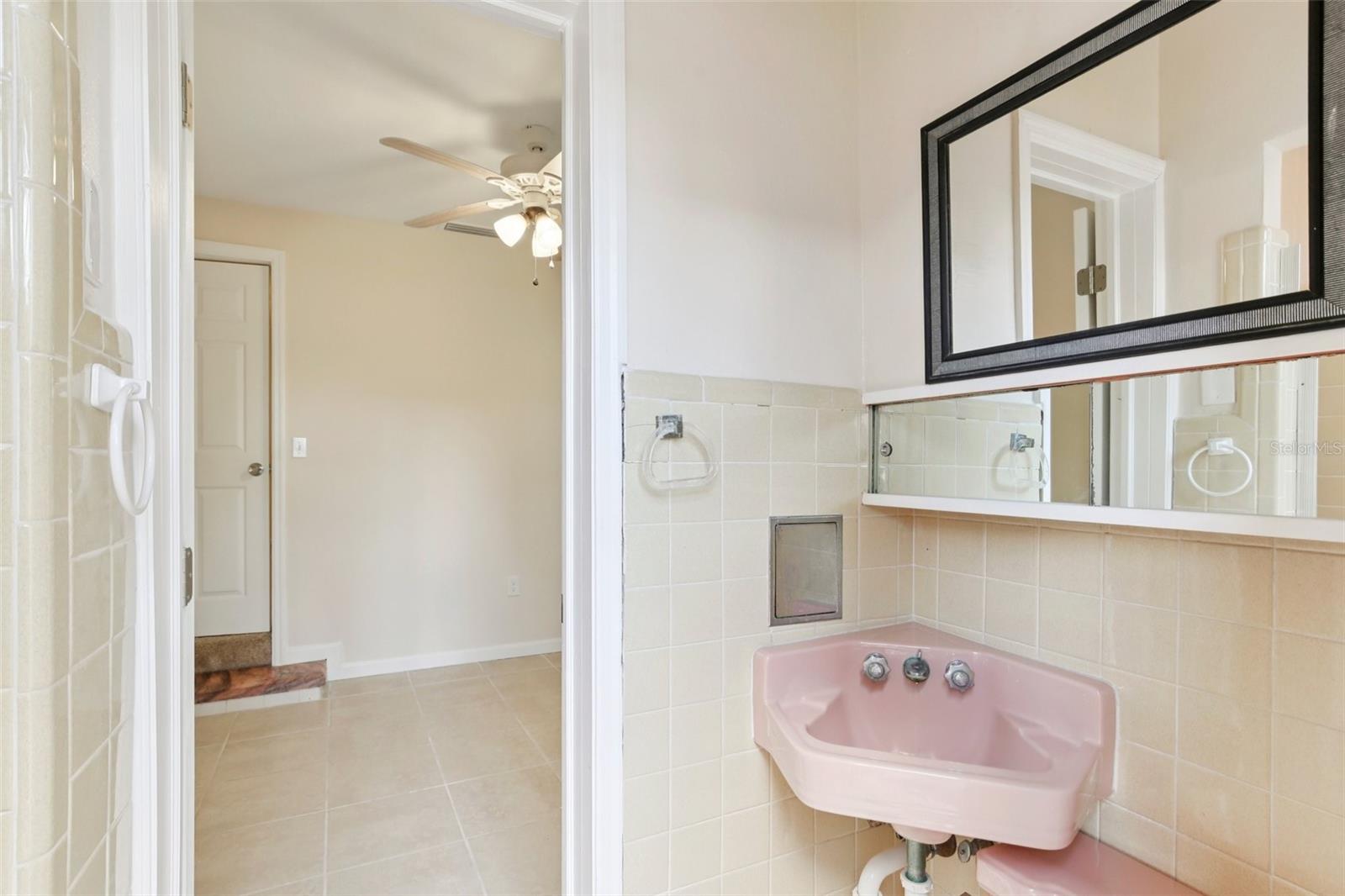 BELLEAIR BEACH YACHT CLUB ESTATES - Residential