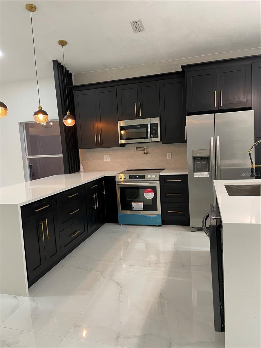 VIZCAY - Residential Lease