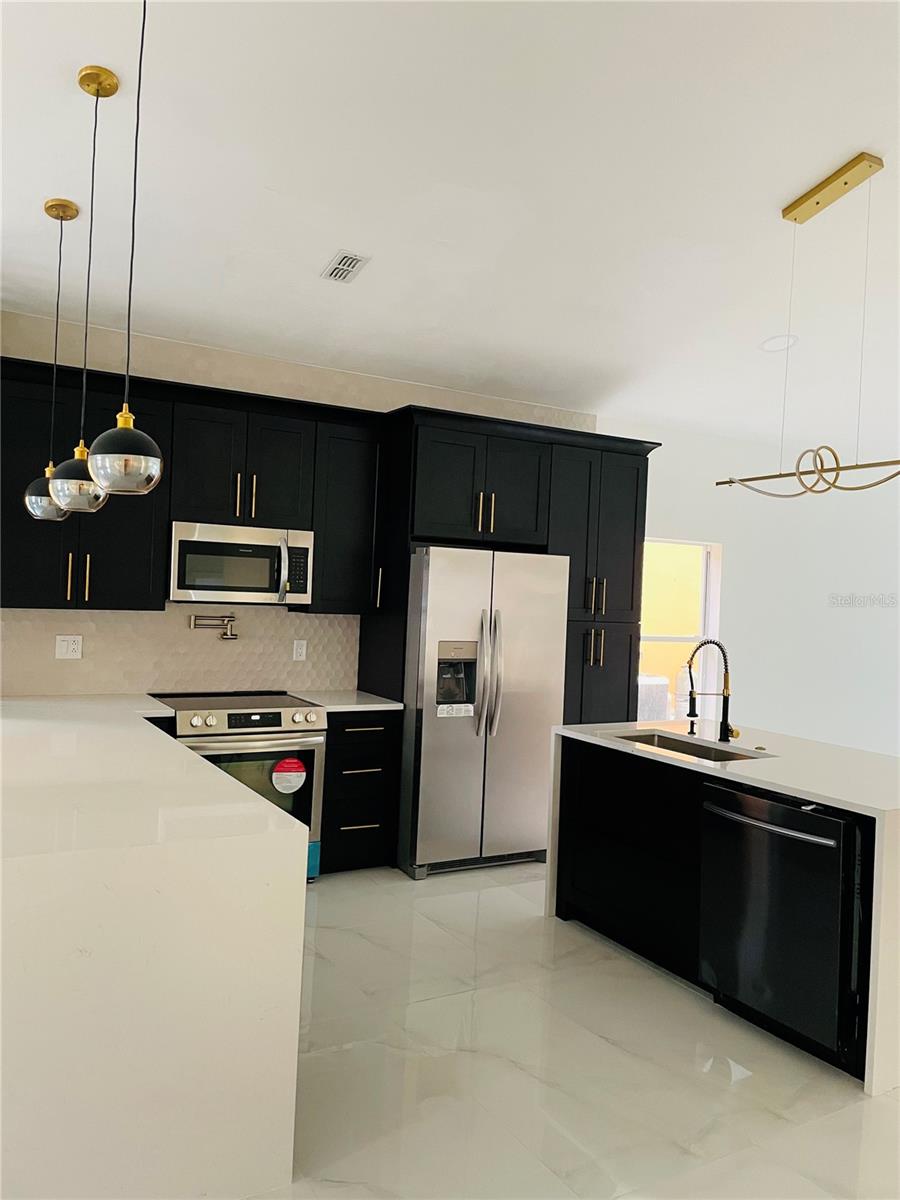 VIZCAY - Residential Lease