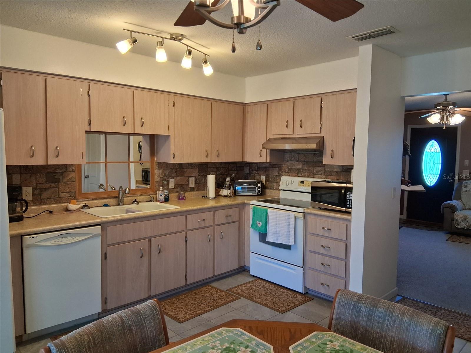 ROYAL CREST ESTATES - Residential