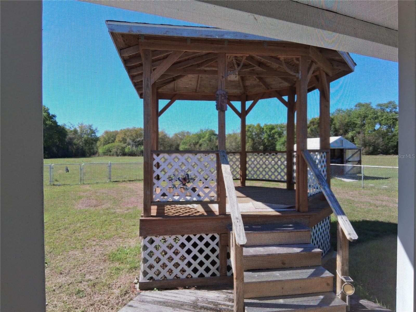 ROYAL CREST ESTATES - Residential