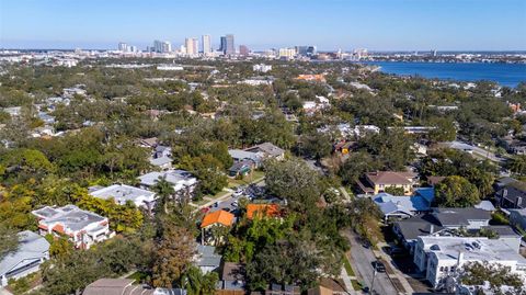 A home in TAMPA