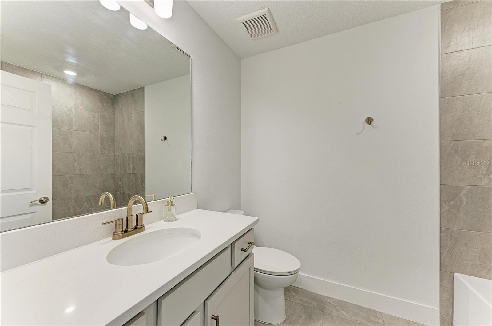 NAUTIQUE/WATERSIDE - Residential