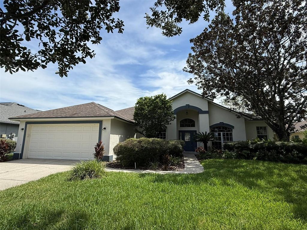 Photo of 3522 Autumn Glen Drive, Valrico, FL 33596 (MLS # L4955770)