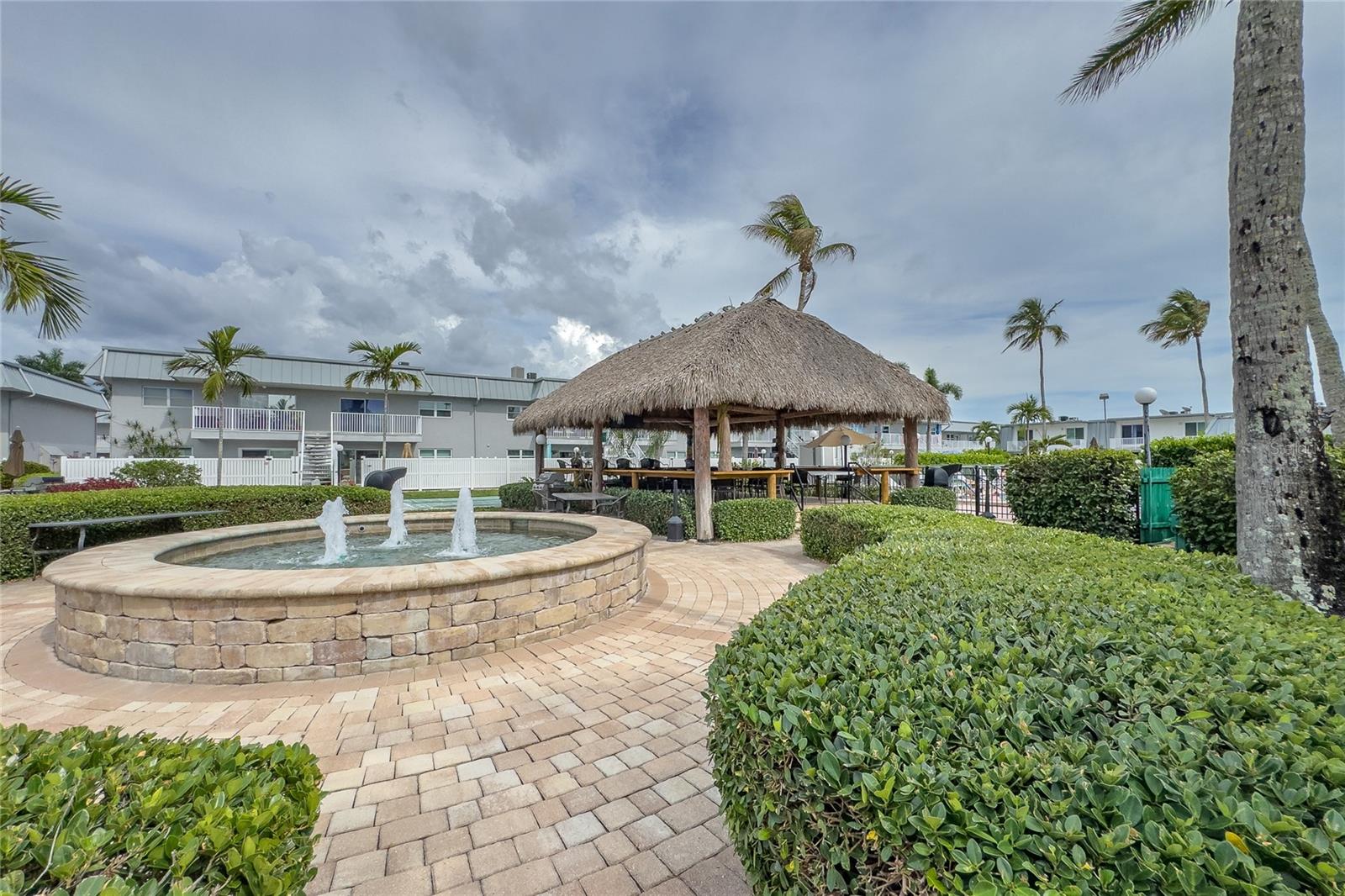 REGENCY CONDO - Residential