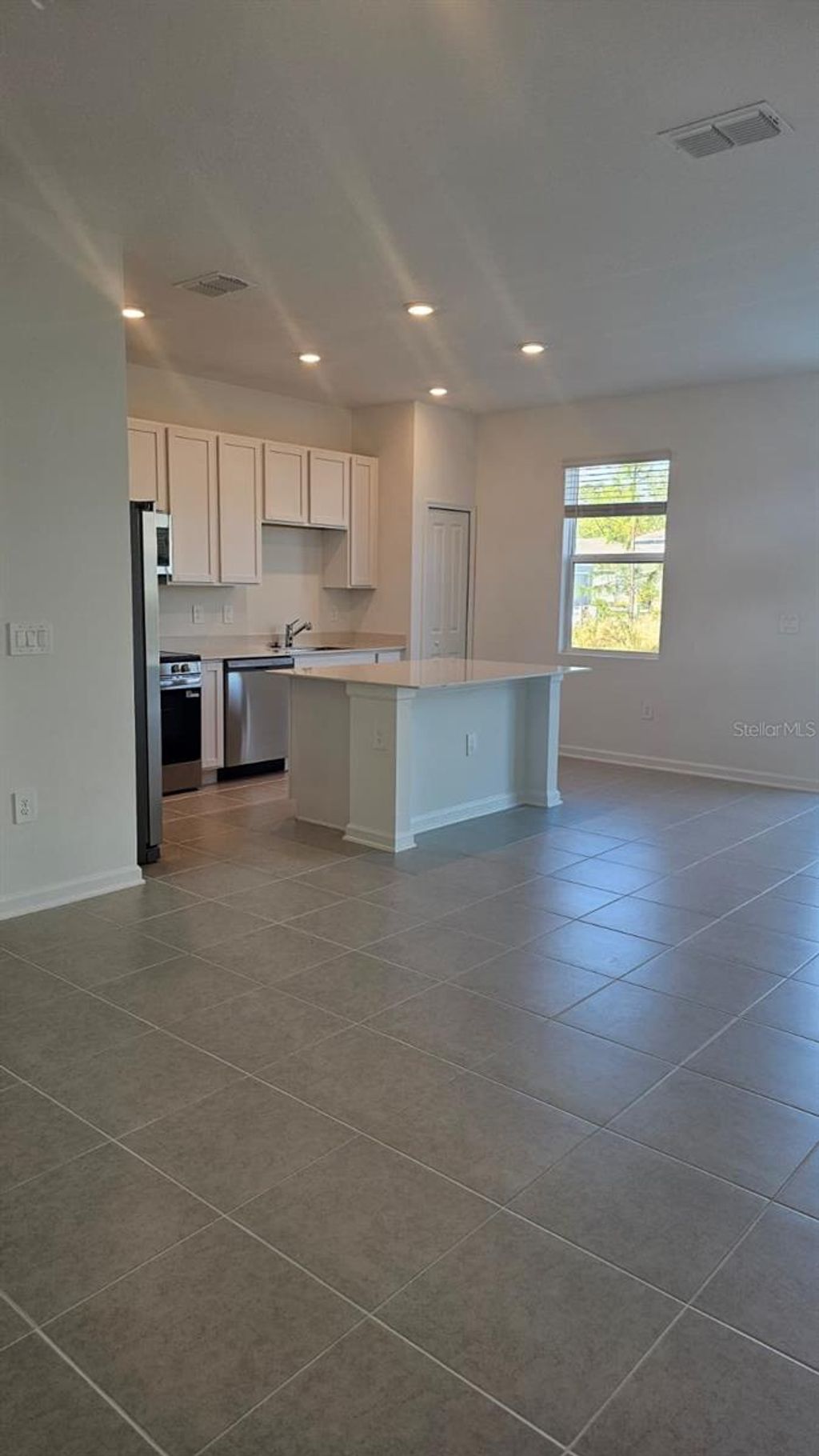 Photo of 2739 Skyline Loop, Kissimmee, FL 34758 (MLS # O6367363)