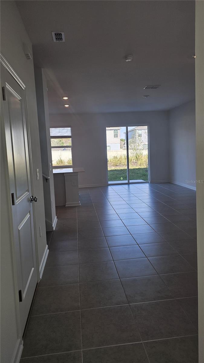 WESTVIEW POD A PH 3 - Residential Lease