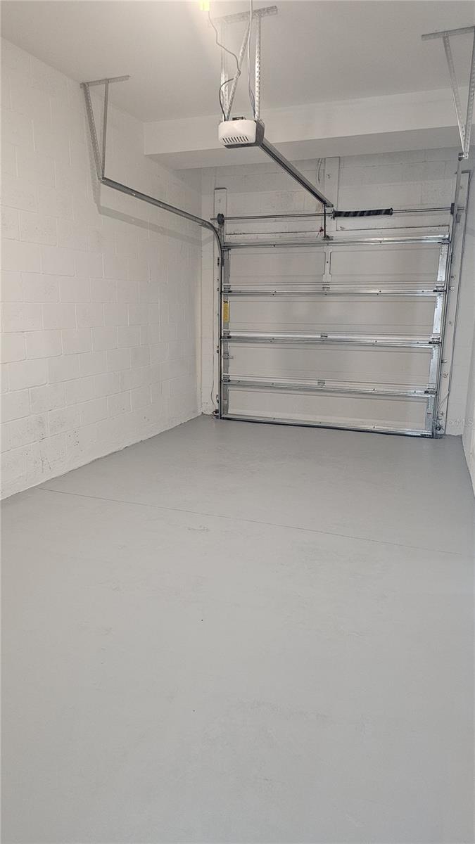 WESTVIEW POD A PH 3 - Residential Lease