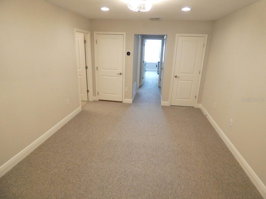 BAYSIDE TERRACE - Residential