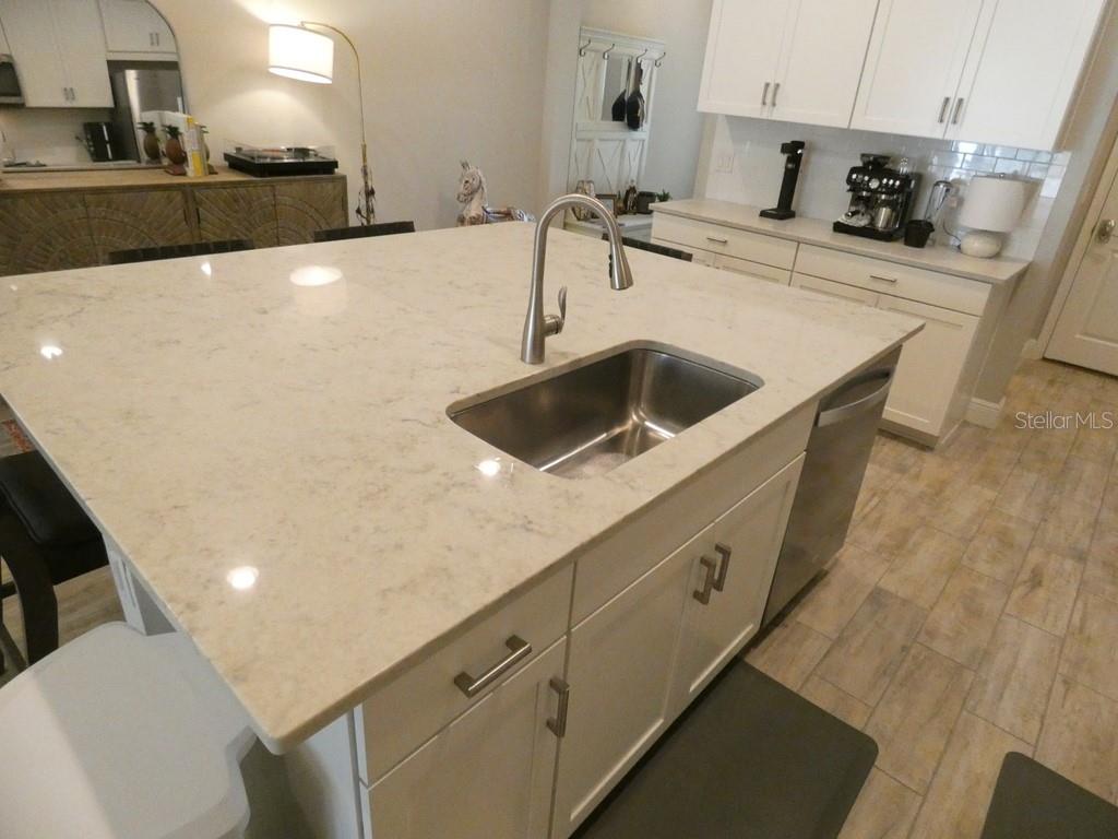 BAYSIDE TERRACE - Residential