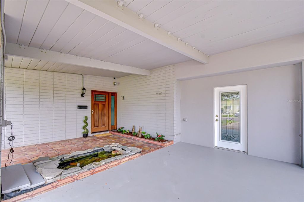 Photo of 1901 Oxford Street N, St Petersburg, FL 33710 (MLS # TB8504588)