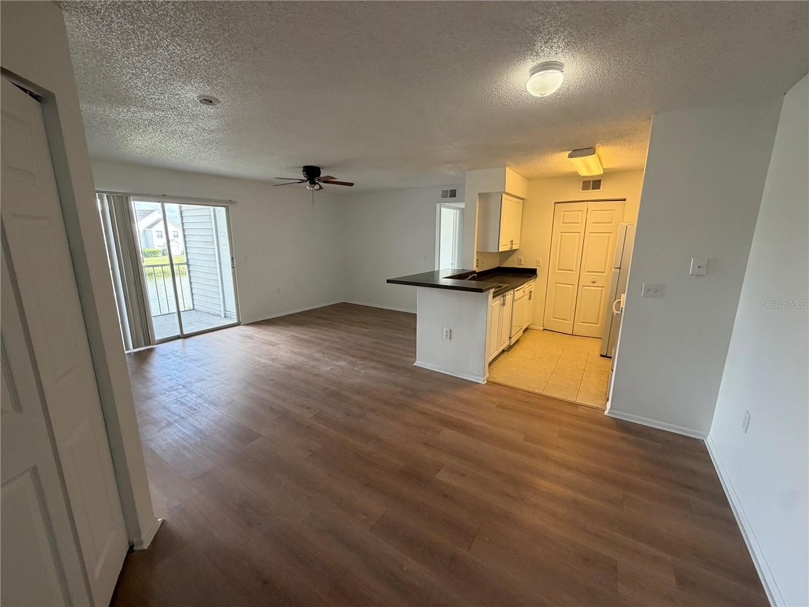 1213 BERMUDA LAKES LANE 206