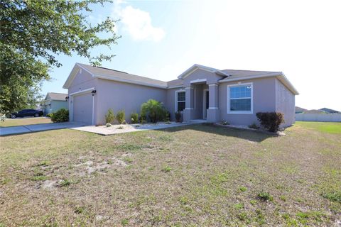 A home in WINTER HAVEN