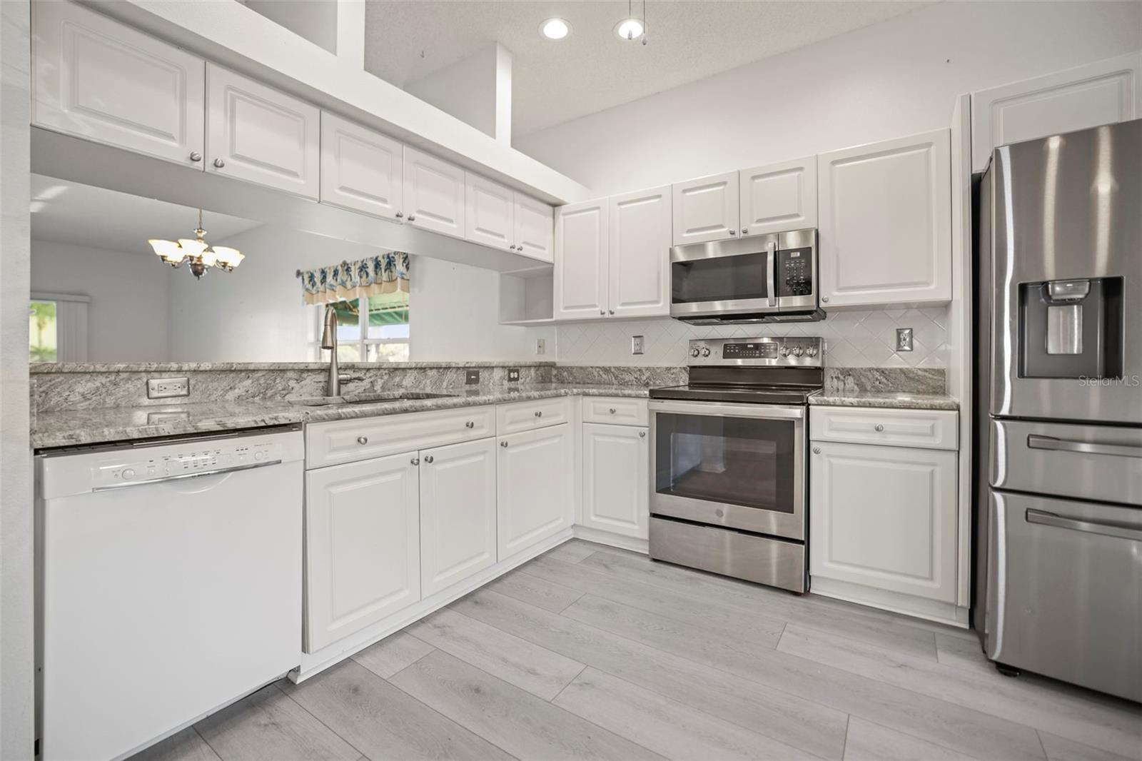 SHORES OF LONG BAYOU CONDO - Residential